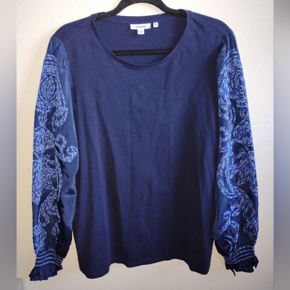 Women's Chico's Deep Blue Long Sleeve Top Embroiderd Sleeve Size:3 US XL